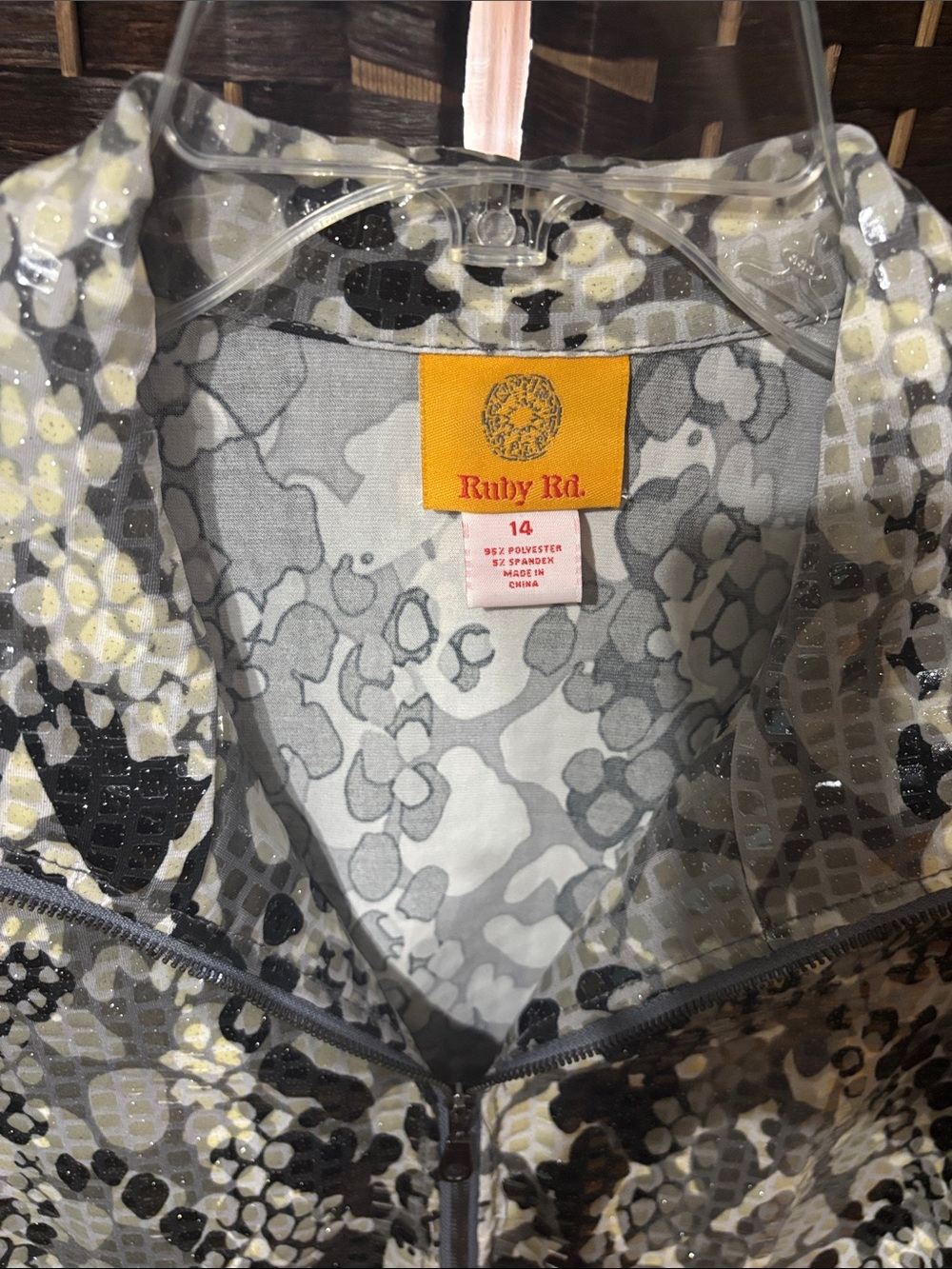 Ruby Rd. Black & Gray Abstract Print Zip Jacket - Picture 3 of 5